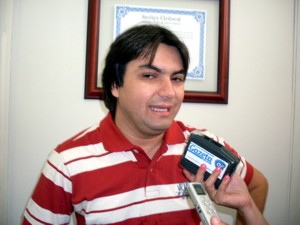 Vice-prefeito entrega cadastro do “Minha Casa Minha Vida” para Câmara de Municipal de Divinópolis chiquinho - vice